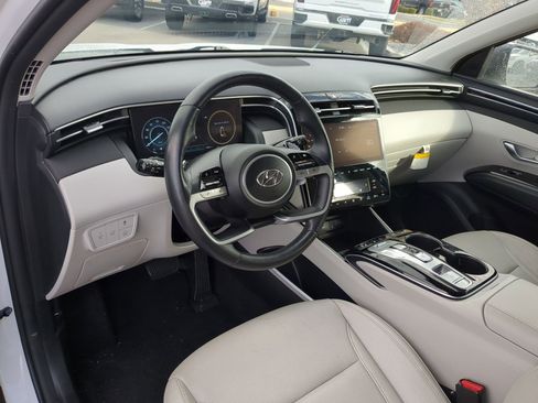 Used 2024 Hyundai Tucson Limited image 16