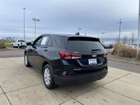 Used 2023 Chevrolet Equinox LS w/ LS Convenience Package image 8