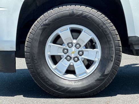 Used 2018 Chevrolet Colorado W/T w/ WT Convenience Package RWD image 23