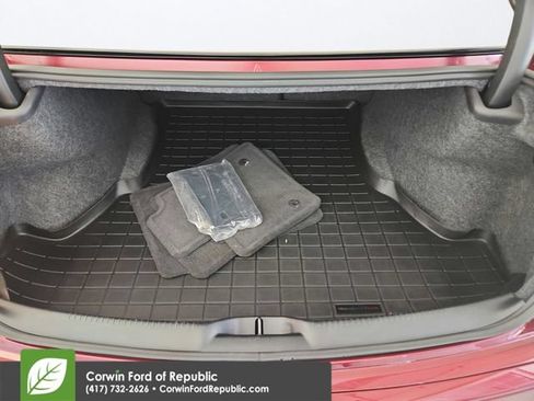 Used 2023 Chrysler 300 C RWD image 24