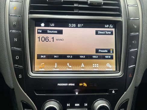 Used 2019 Lincoln Nautilus Reserve AWD/4WD image 13