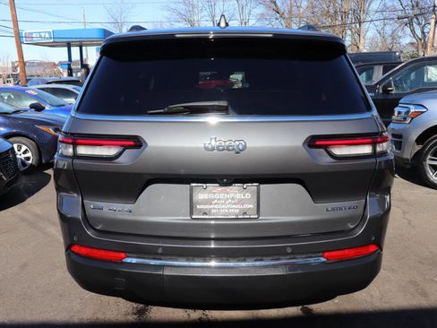 Used 2022 Jeep Grand Cherokee L Limited image 4