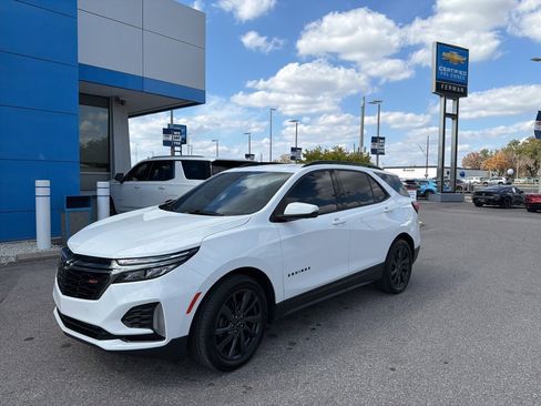 Used 2022 Chevrolet Equinox RS w/ RS Leather Package image 15