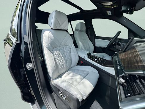 New 2026 BMW X5 xDrive40i w/ Premium Package AWD/4WD image 25
