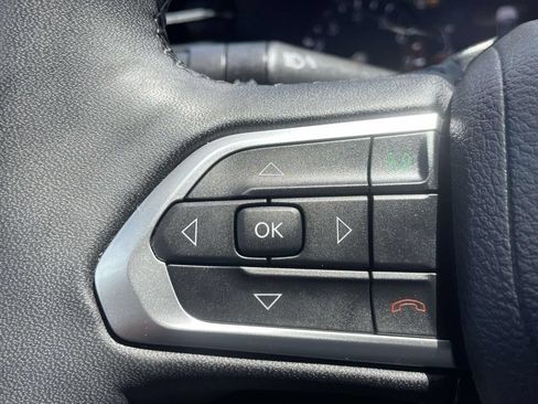 Used 2025 Jeep Compass Limited AWD/4WD image 22