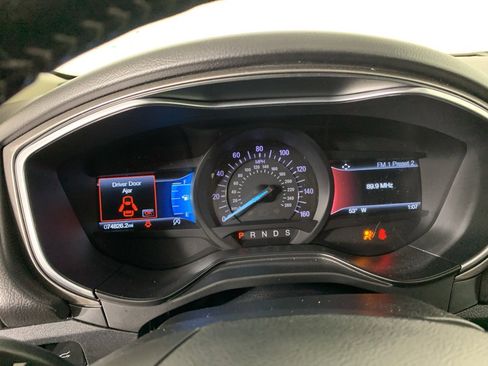 Used 2019 Ford Fusion SE w/ Equipment Group 151A image 23