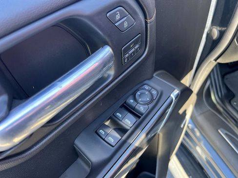 Used 2022 GMC Sierra 1500 AT4 w/ AT4 Premium Package image 21