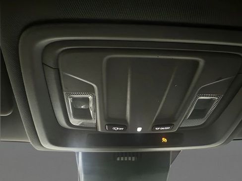 Used 2023 GMC Sierra 1500 Pro w/ Pro Value Package AWD/4WD image 7