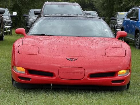 Used 2001 Chevrolet Corvette Coupe RWD image 3