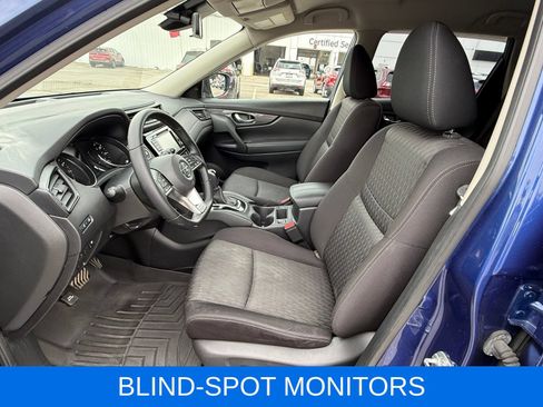 Used 2020 Nissan Rogue SV AWD/4WD image 17