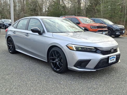 Used 2023 Honda Civic Sport image 1