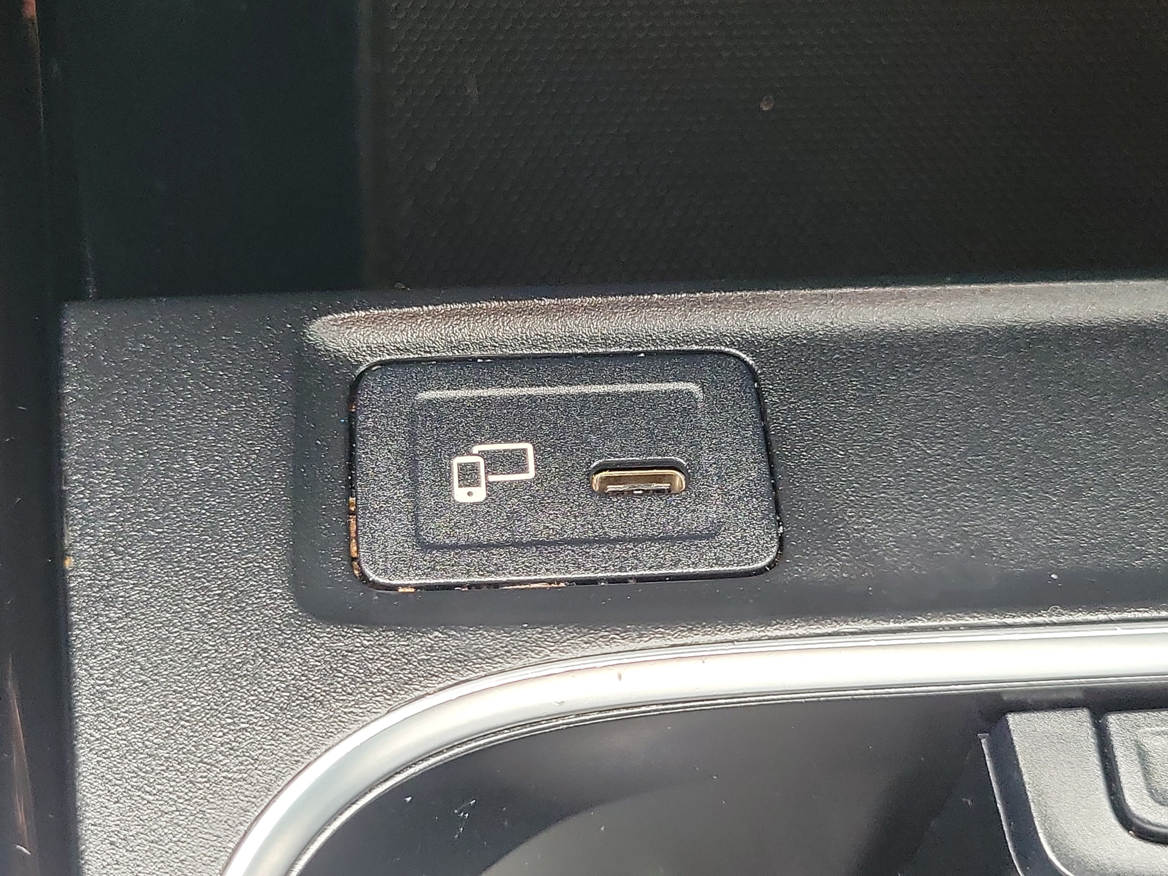 Used 2021 Mercedes-Benz A 220 image 24