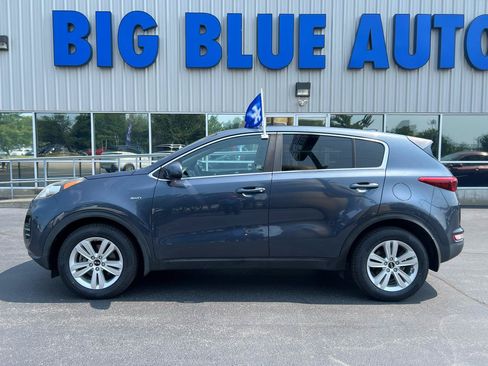 Used 2018 Kia Sportage LX AWD/4WD image 2