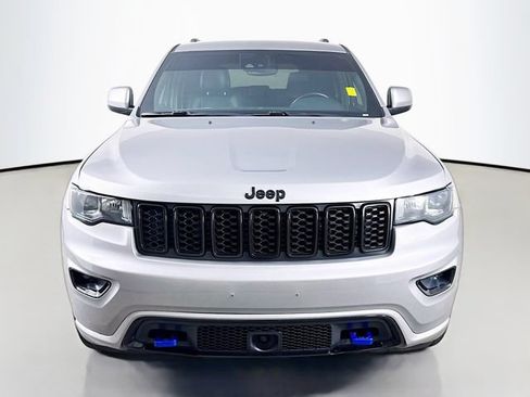 Used 2020 Jeep Grand Cherokee Altitude AWD/4WD image 2