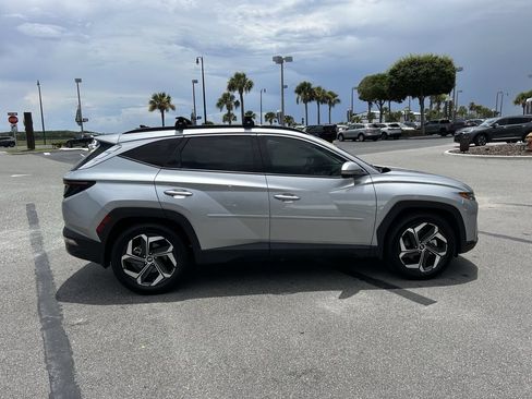 Used 2022 Hyundai Tucson Limited FWD image 3