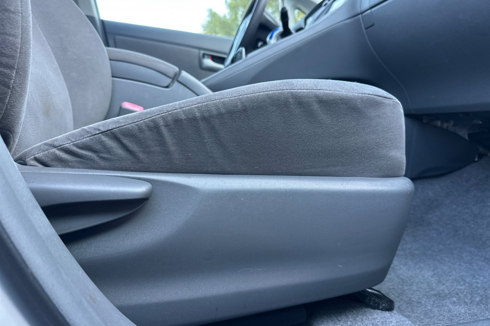 Used 2011 Toyota Prius Three w/ Navigation Pkg FWD image 22