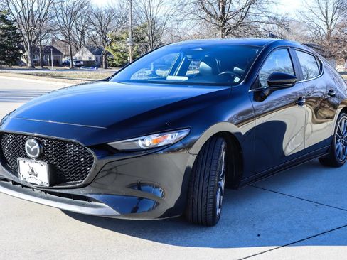 Used 2024 MAZDA MAZDA3 s image 3