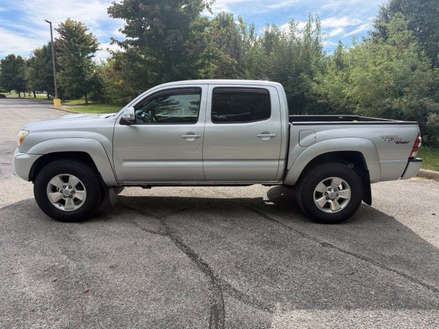 Used 2012 Toyota Tacoma 4x4 Double Cab image 6