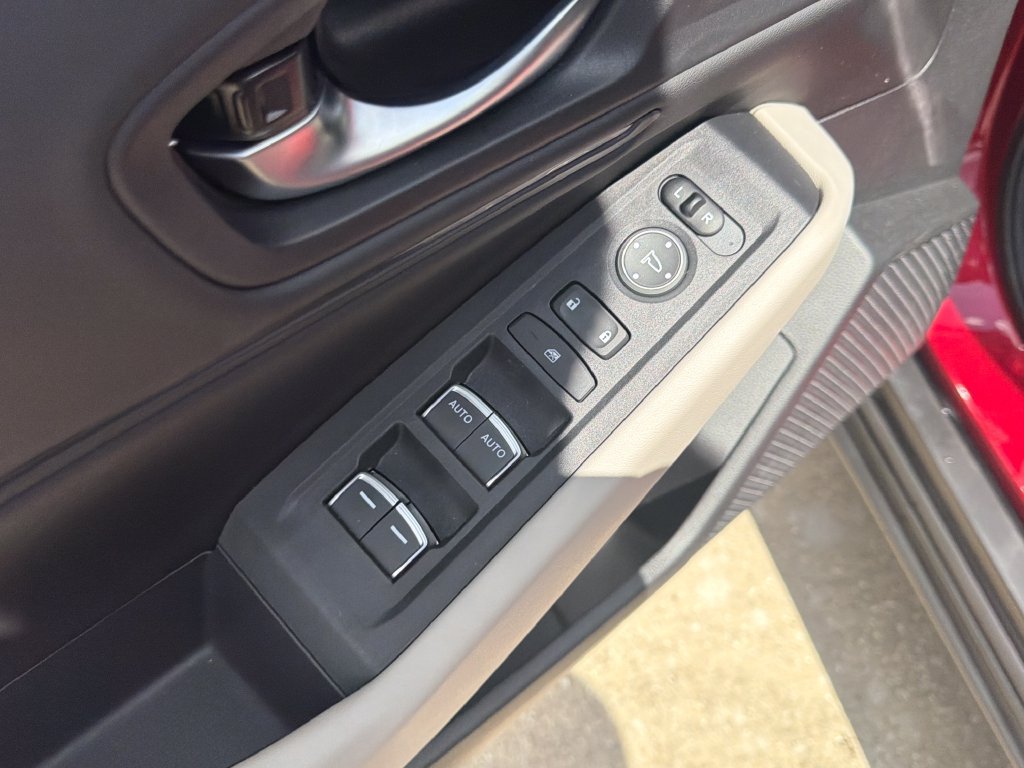 Used 2025 Honda Accord SE image 16