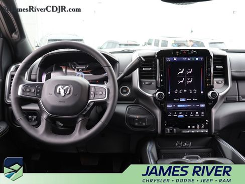 Used 2025 RAM 3500 Laramie w/ Sport Appearance Package AWD/4WD image 18