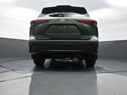 Used 2025 Toyota Highlander XLE AWD/4WD image 37