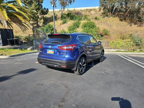 Used 2022 Nissan Rogue Sport SL AWD/4WD image 7