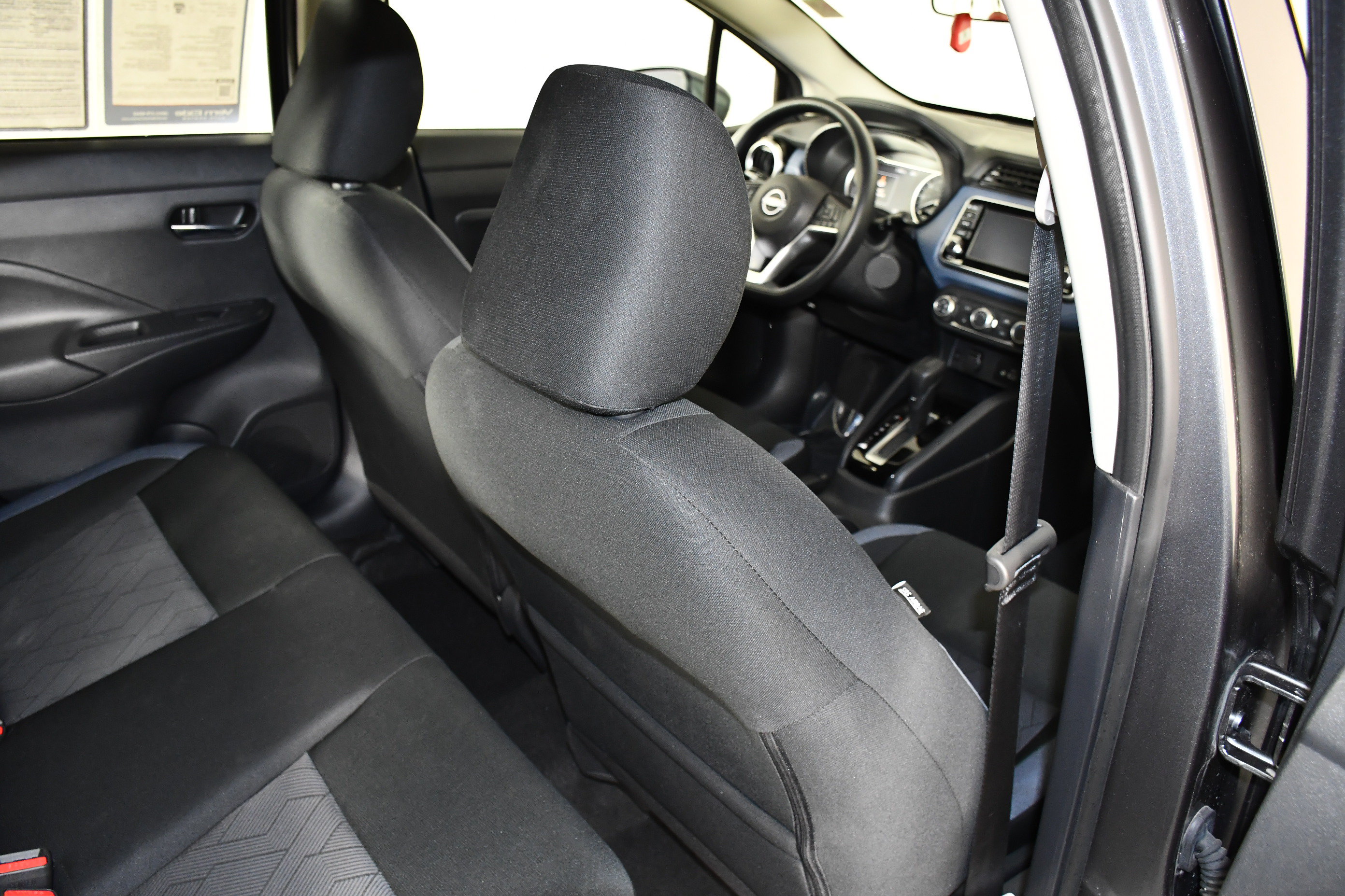 Used 2025 Nissan Versa SV w/ Trunk Package FWD image 41