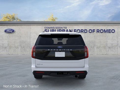New 2026 Ford Expedition Active image 5