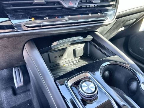 New 2026 Buick Envision Sport Touring AWD/4WD image 27