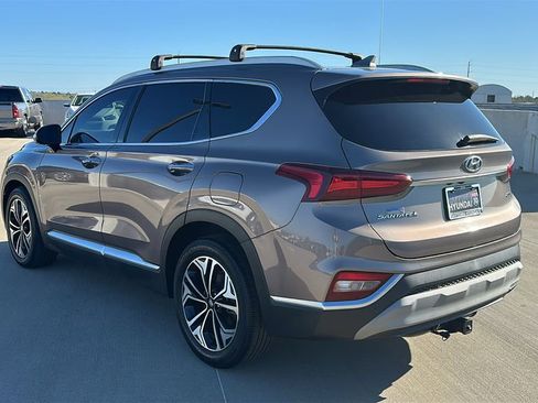 Used 2019 Hyundai Santa Fe Ultimate w/ Cargo Package image 11