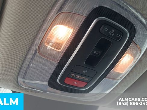 Used 2025 Hyundai Elantra SEL FWD image 21