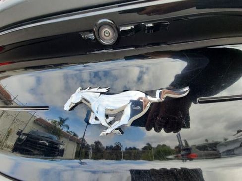 Used 2023 Ford Mustang Convertible RWD image 29