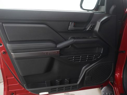 Used 2025 Toyota 4Runner TRD Off-Road Premium image 20