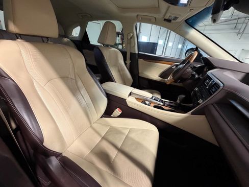 Used 2017 Lexus RX 450h Base AWD 4dr SUV w/ Cold Weather Package image 19