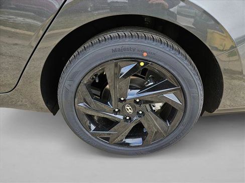 New 2026 Hyundai Elantra Sport FWD image 10