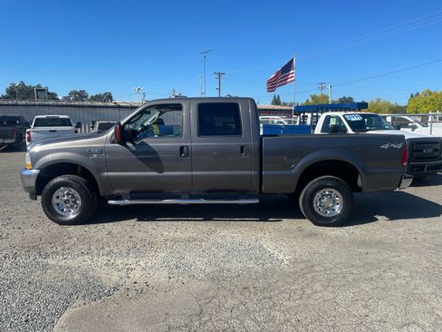Used 2004 Ford F250 XLT AWD/4WD image 5