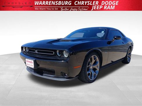 Used 2015 Dodge Challenger R/T w/ Quick Order Package 28B R/T image 8