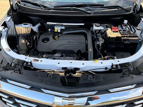 Used 2026 Chevrolet Equinox LT FWD image 26