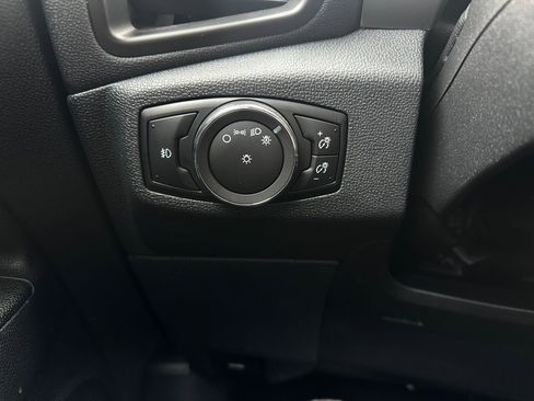 Used 2022 Ford EcoSport Titanium image 18