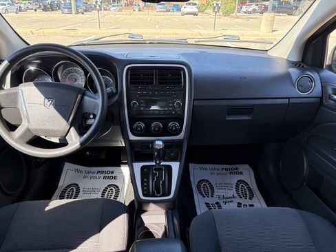 Used 2011 Dodge Caliber Mainstreet FWD image 26