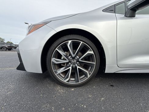 Used 2022 Toyota Corolla XSE FWD image 10