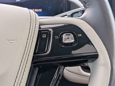 Used 2025 Lincoln Aviator Reserve w/ Equipment Group 201A image 27