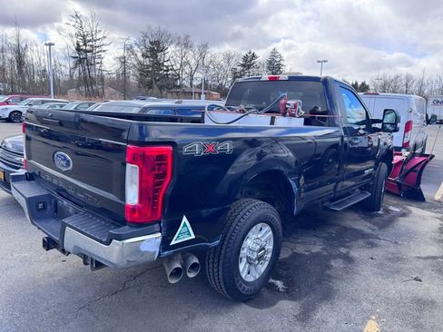 Used 2019 Ford F350 XLT w/ Snow Plow Prep Package image 4