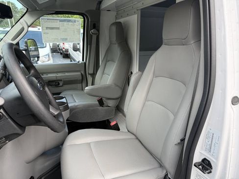 New 2027 Ford E-350 and Econoline 350 Super Duty w/ Power Equipment Group RWD image 13
