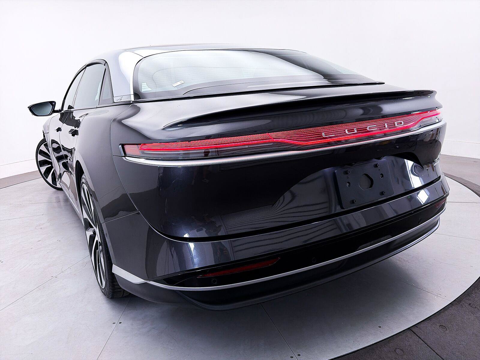 Used 2023 Lucid Air Touring AWD/4WD image 9