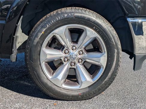 Used 2020 RAM 1500 Limited image 11