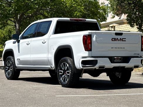 New 2026 GMC Sierra 1500 AT4 AWD/4WD image 7