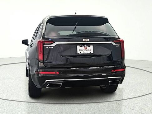 Used 2021 Cadillac XT6 Premium Luxury FWD image 6