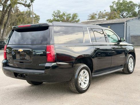 Used 2020 Chevrolet Suburban LT image 5