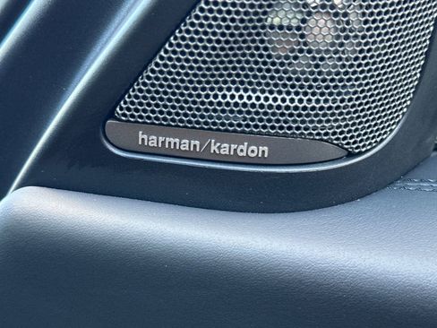 Used 2018 BMW M3 Base image 35